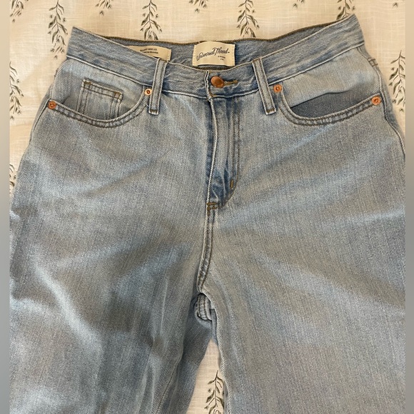 Universal Thread Womens High Rise Flare Jeans. Size 2/26R. - Picture 3 of 8